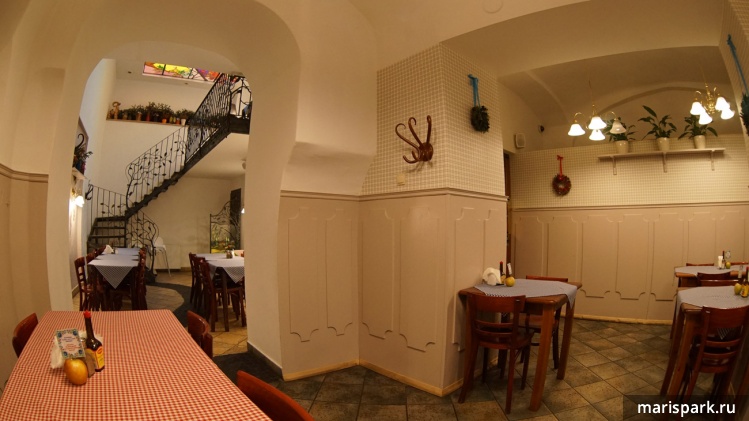 Restauracja samoobsługowa