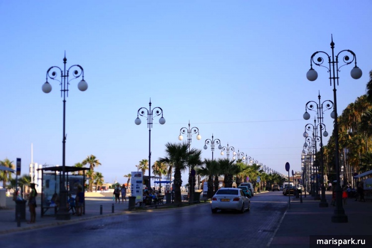 Athenon, Larnaca