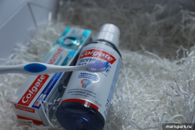 зубная щетка Colgate