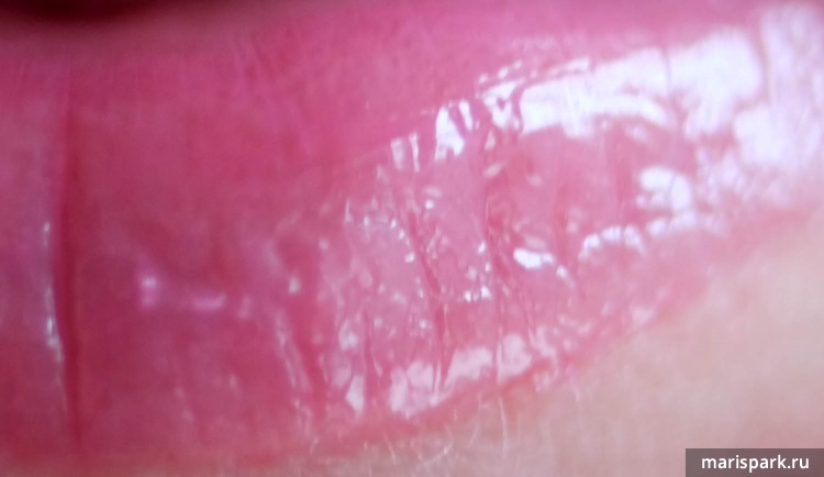 CarChu Wink Gloss. Tony Moly